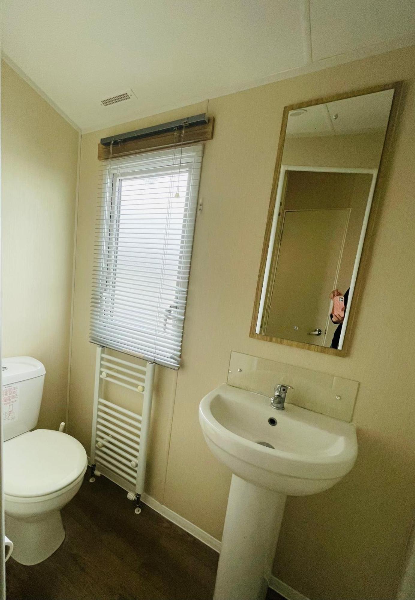 Emma'S Retreat 3-Bedroom Caravan Sleeps 6 At Durdle Door Nr Wareham Dorset Экстерьер фото